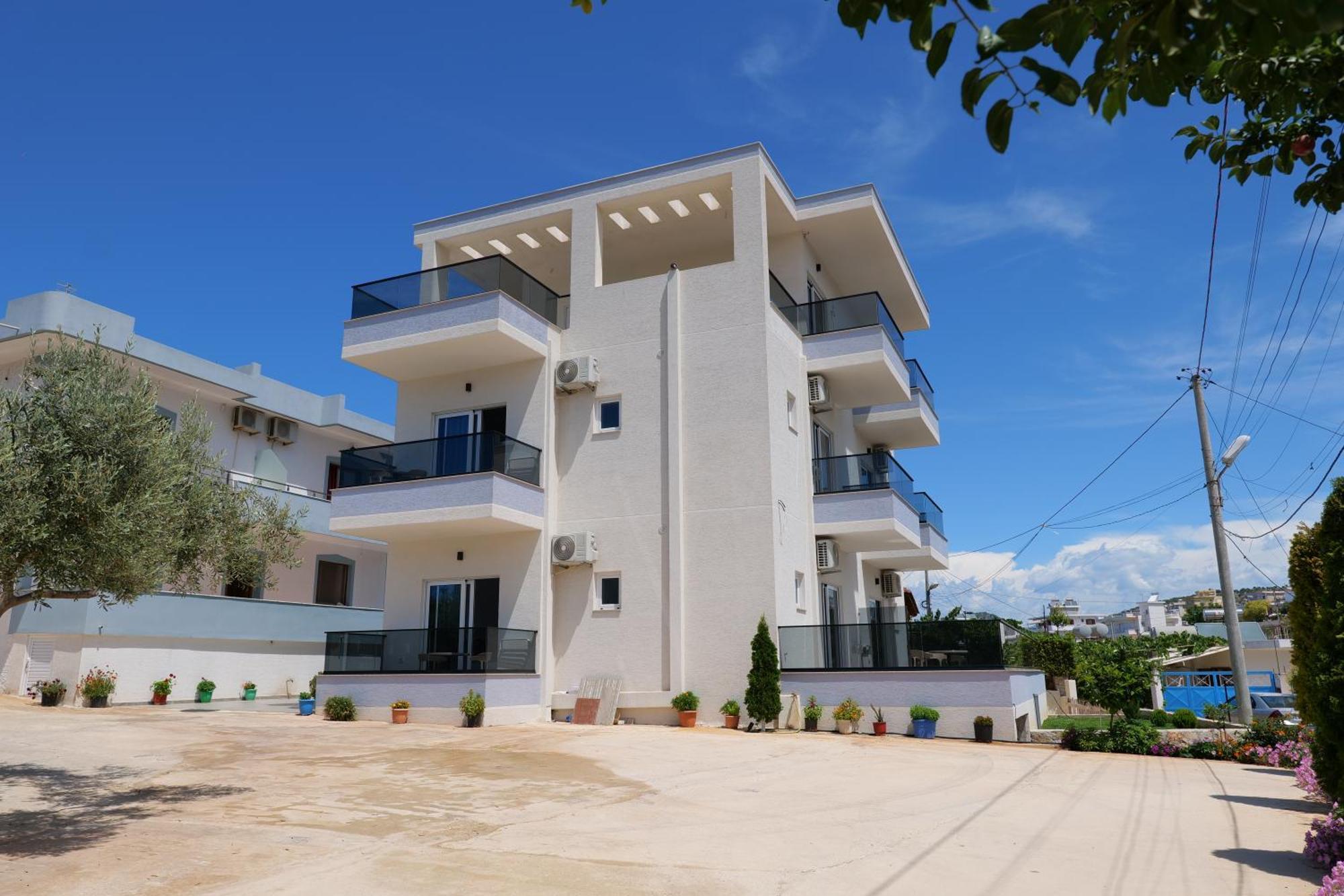 Hotel ZEKA Ksamil Exterior foto